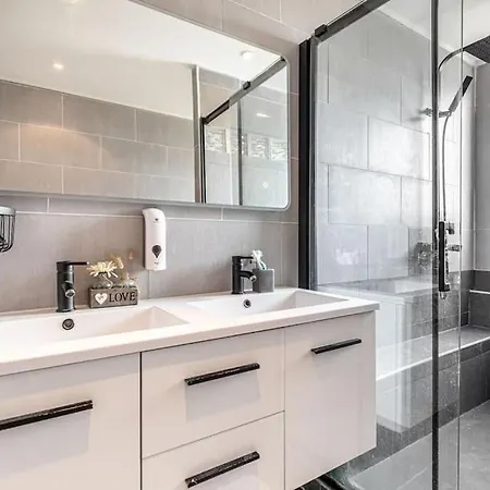 Guestready - Renovated Duplex In *